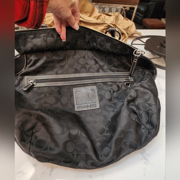 COACH Vintage 2004 Soho Soft Leather XL Carryall Tote Bag. Black K04S-5770 EUC - Picture 12 of 16
